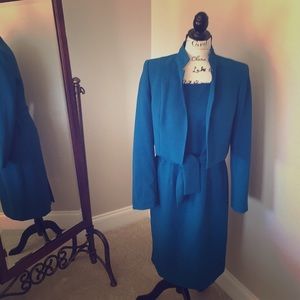 Anne Klein suit size 8 (jacket & sleeveless dress)